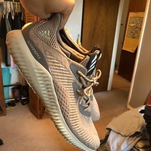 Adidas Alphabounce Size 11.5
